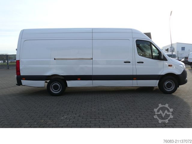 Minibus MERCEDES-BENZ Sprinter 317 Kombi Bus 8Sitze lstuhllift