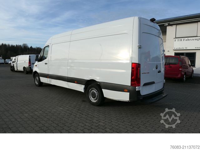 Minibus MERCEDES-BENZ Sprinter 317 Kombi Bus 8Sitze lstuhllift