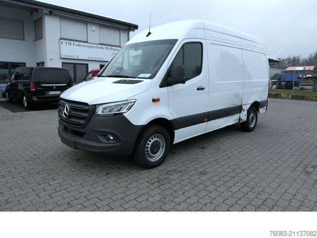 High top van MERCEDES-BENZ Sprinter 317 CDI L2H2 Klima Navi 9G-Tronik MOPF