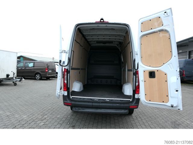 High top van MERCEDES-BENZ Sprinter 317 CDI L2H2 Klima Navi 9G-Tronik MOPF