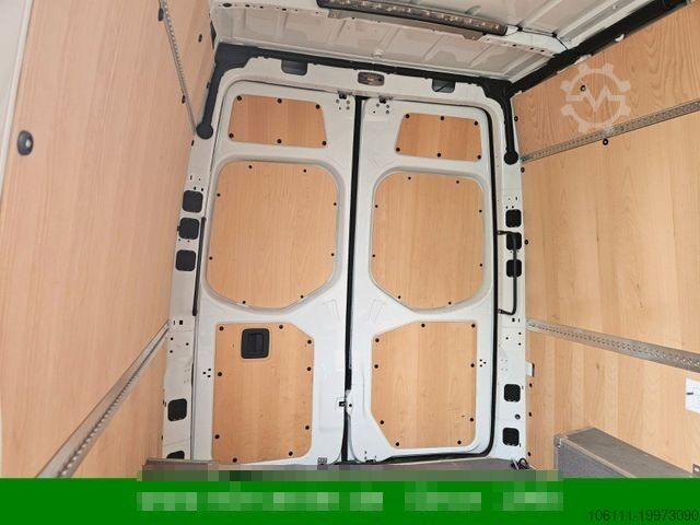 Kastenwagen hoch MERCEDES-BENZ Sprinter 317 CDI III KastenH2L2/KAM360/RWD/SCHWI