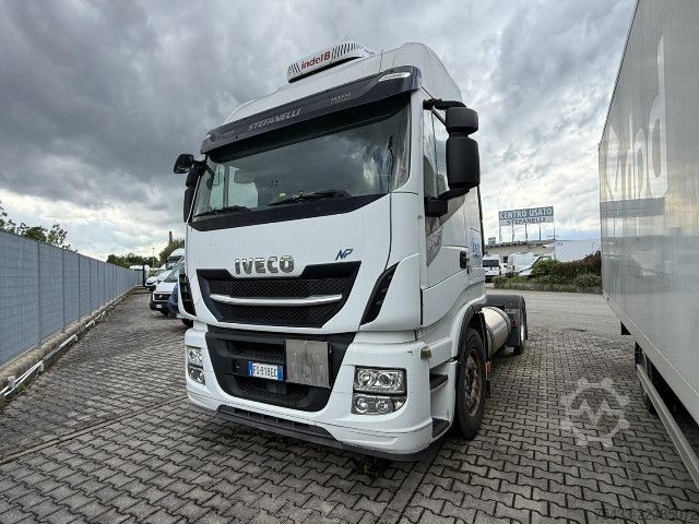 Standard tractor unit IVECO STRALIS AS440S40T/P LNG