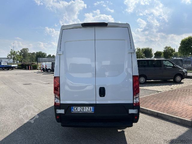Panel van IVECO DAILY 35S14 V