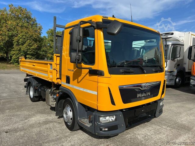 Transporter mit Kipper MAN 8.180 K Kipper MEILLER 3-Seiten 4 m*3-Sitzer*AHK