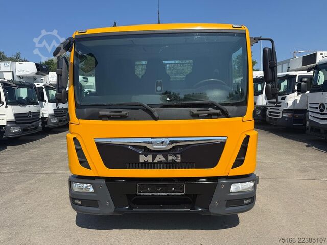 Transporter mit Kipper MAN 8.180 K Kipper MEILLER 3-Seiten 4 m*3-Sitzer*AHK