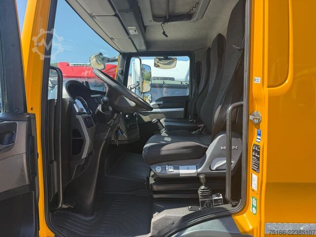 Transporter mit Kipper MAN 8.180 K Kipper MEILLER 3-Seiten 4 m*3-Sitzer*AHK