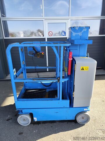 Scissor lift Genie GRC-12