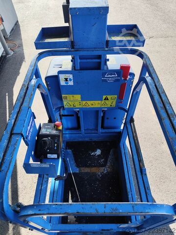 Scissor lift Genie GRC-12