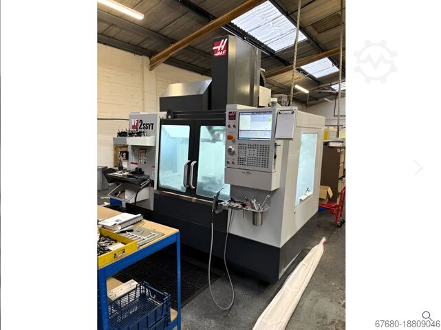 Vertikales Bearbeitungszentrum HAAS VF-2SSYT