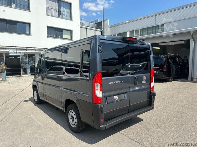 Minibus FIAT Ducato L1H1 140 9 Sitzer Navi RfKam Klima PDC