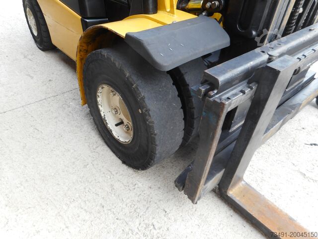 4-Rad-Gabelstapler Yale GDP35VX Triplex + Zwillingsreifen
