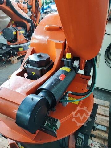 Industrieroboter KUKA KR200/3 - nur Mechanik