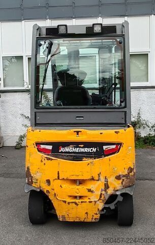 Elektrisch – 4 Räder Jungheinrich EFG 425k 5m/ 5489mh/ 4v