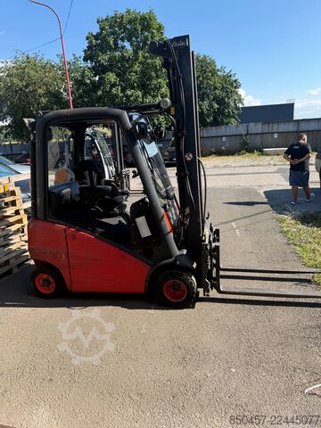 Dieselstapler Linde H18D
