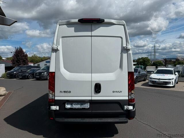 High-roof van Iveco Daily 35S14 V Y ASC-Ausbau Kastenwagen *R 3.520*