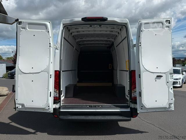 High-roof van Iveco Daily 35S14 V Y ASC-Ausbau Kastenwagen *R 3.520*