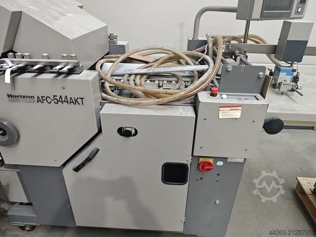 Horizon AFC-544 AKT | Falzmaschine | 4 + Messer + 2 | 2005 | 2,65 Mio. Horizon AFC-504/544/546 models