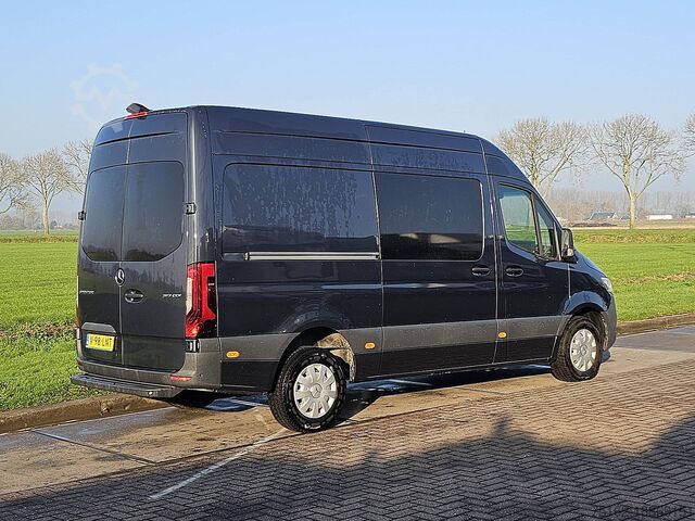 High-roof van MERCEDES-BENZ SPRINTER 317 L2H2 LED Navi !