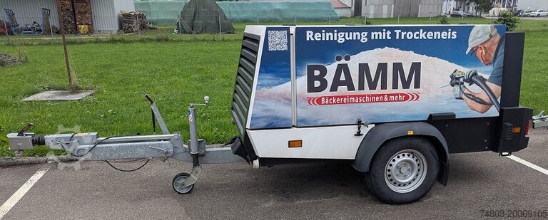 Schraubenkompressor Kaeser M82