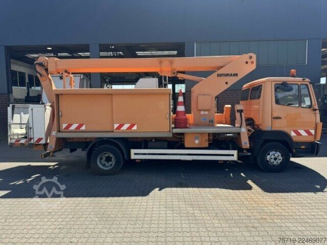 Van Mercedes-Benz 814 4x2 Ruthmann Steiger 18,5m