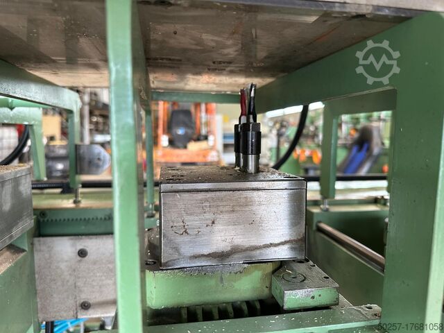 Multi spindle drilling machine Weeke PE 75