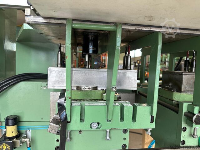 Multi spindle drilling machine Weeke PE 75