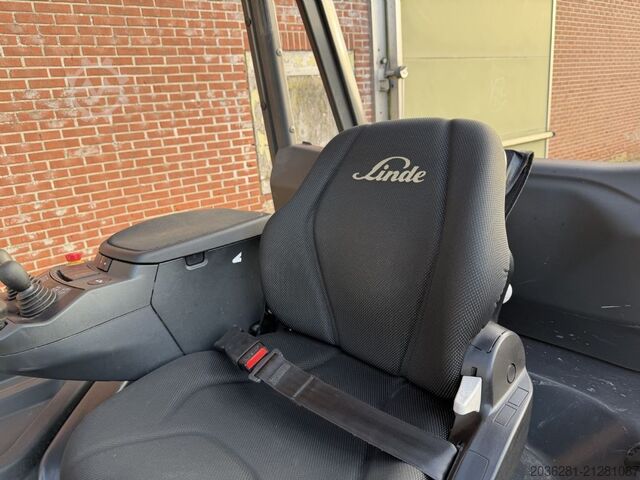 Elektro 4 Rad-Stapler Linde E50HL-01