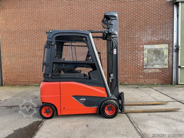 Elektro 4 Rad-Stapler Linde E18 PH-02