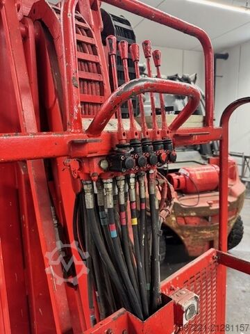 Telescopic boom Grove Toucan 1100A