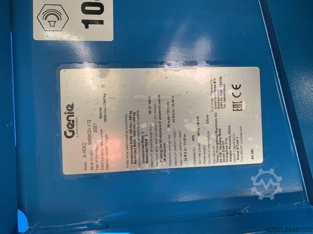 Telescopic Boom Genie S45XC