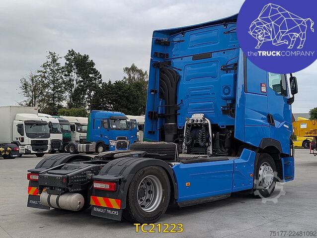 Standard-SZM Renault T 520