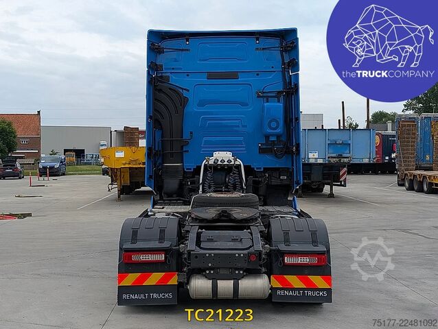 Standard-SZM Renault T 520