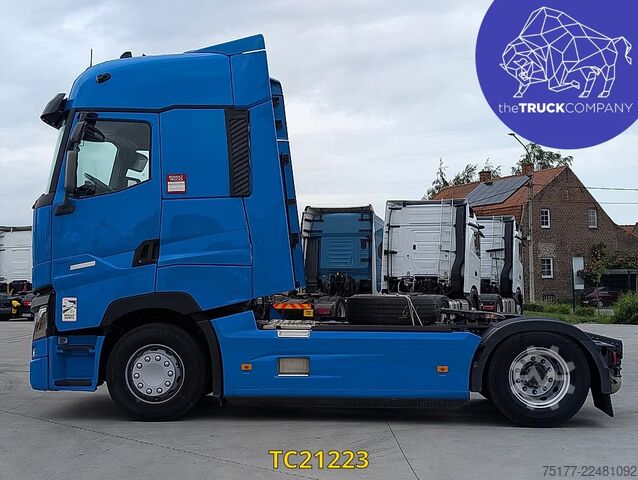 Standard-SZM Renault T 520