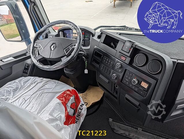 Standard-SZM Renault T 520