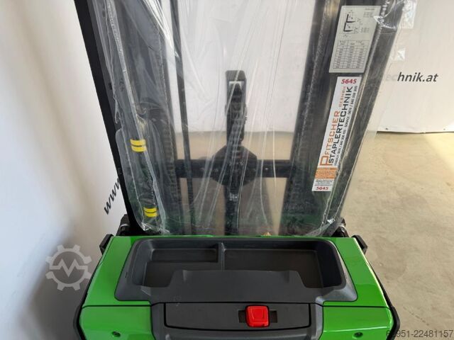 High Lift stacker Cesab S214L