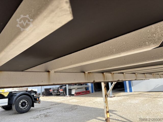 Wechselbrücke mit Kofferaufbau Krone BDF Wechselkoffer Stahl Türen 2015