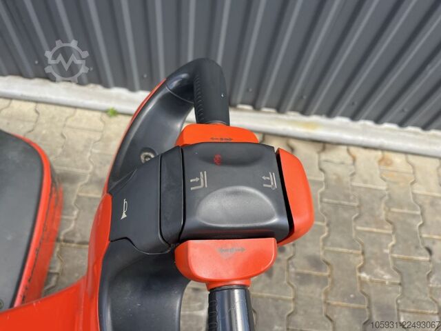 Deichselstapler Linde L10B