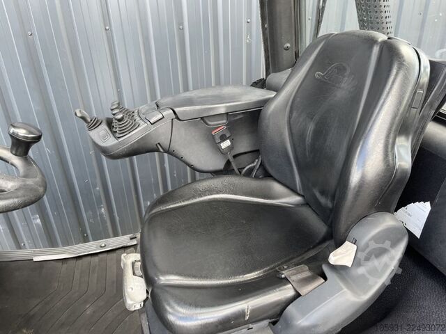 Treibgasstapler Linde H25T-02