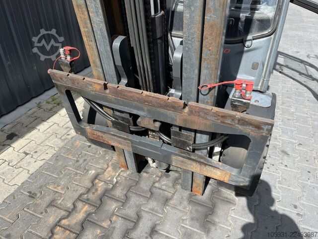 LPG Forklifts Linde H30T-01