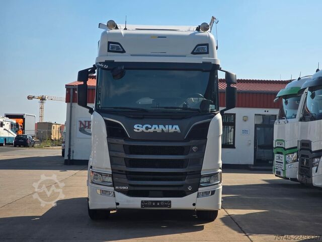 Standard SZM SCANIA R590 * V8 * RETARDER * ACC * 2X TANK * 1. HAND