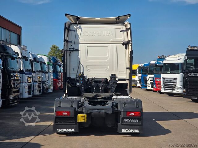 Standard SZM SCANIA R590 * V8 * RETARDER * ACC * 2X TANK * 1. HAND