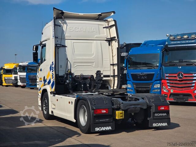 Standard SZM SCANIA R590 * V8 * RETARDER * ACC * 2X TANK * 1. HAND
