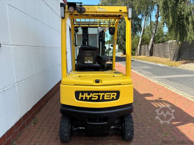 Elektro 4 Rad-Stapler Hyster J 3.0 XN
