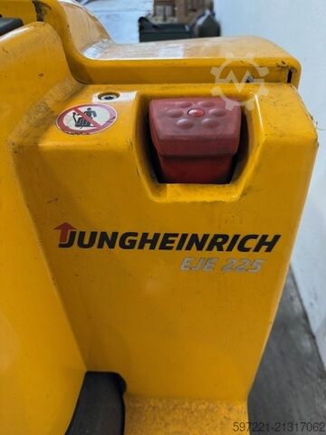Electric Pallet Trucks Jungheinrich EJE 225