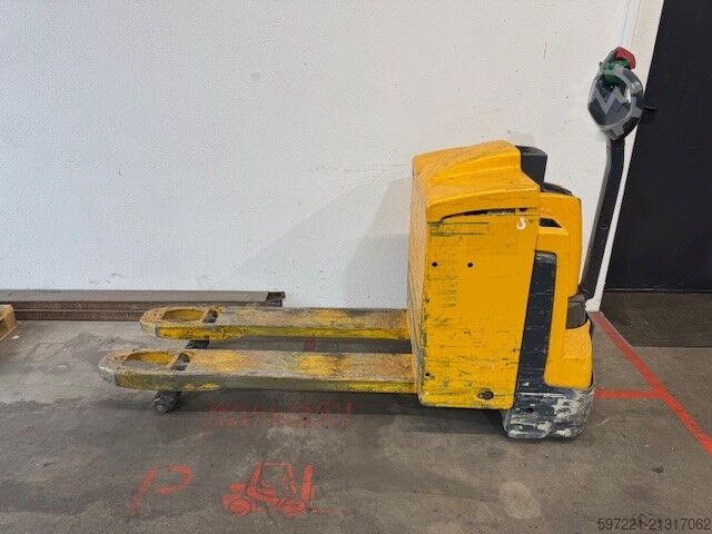 Electric Pallet Trucks Jungheinrich EJE 225