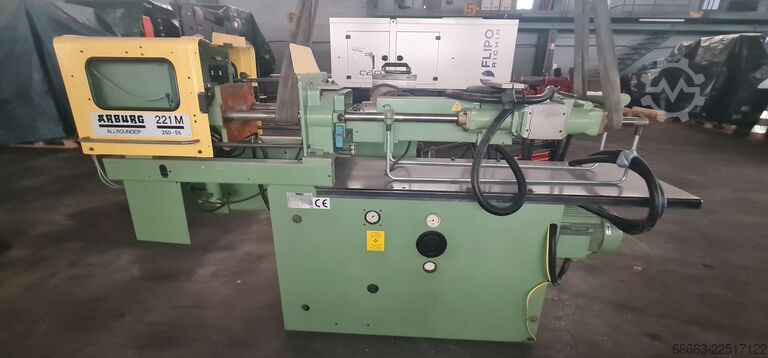 Injection molding machine Arburg 221M250-55