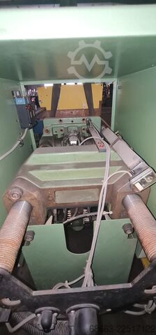 Injection molding machine Arburg 221M250-55