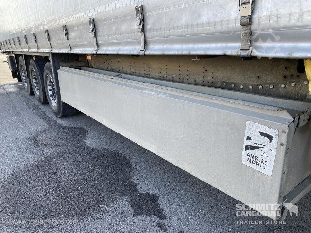 Auflieger mit Pritsche & Plane Schmitz Cargobull Curtainsider Standard