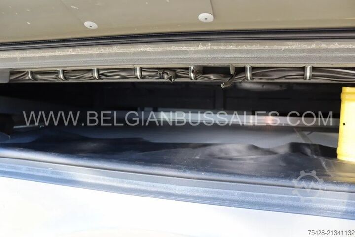 Motor coach Volvo 9700 HD/Full option/Lift