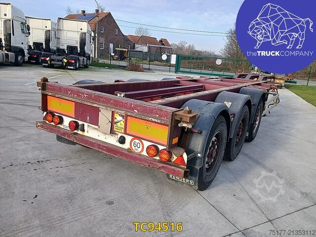 Containertransport Renders 